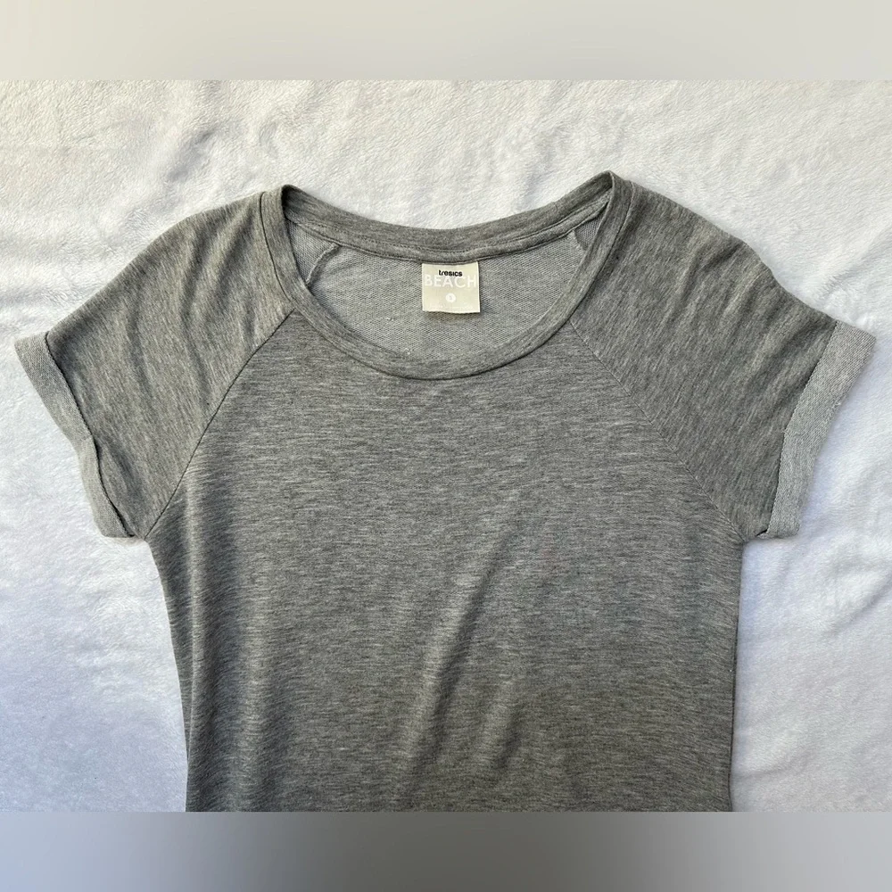 Tresics Beach Short Sleeve Cover Up in Gray - Size Small